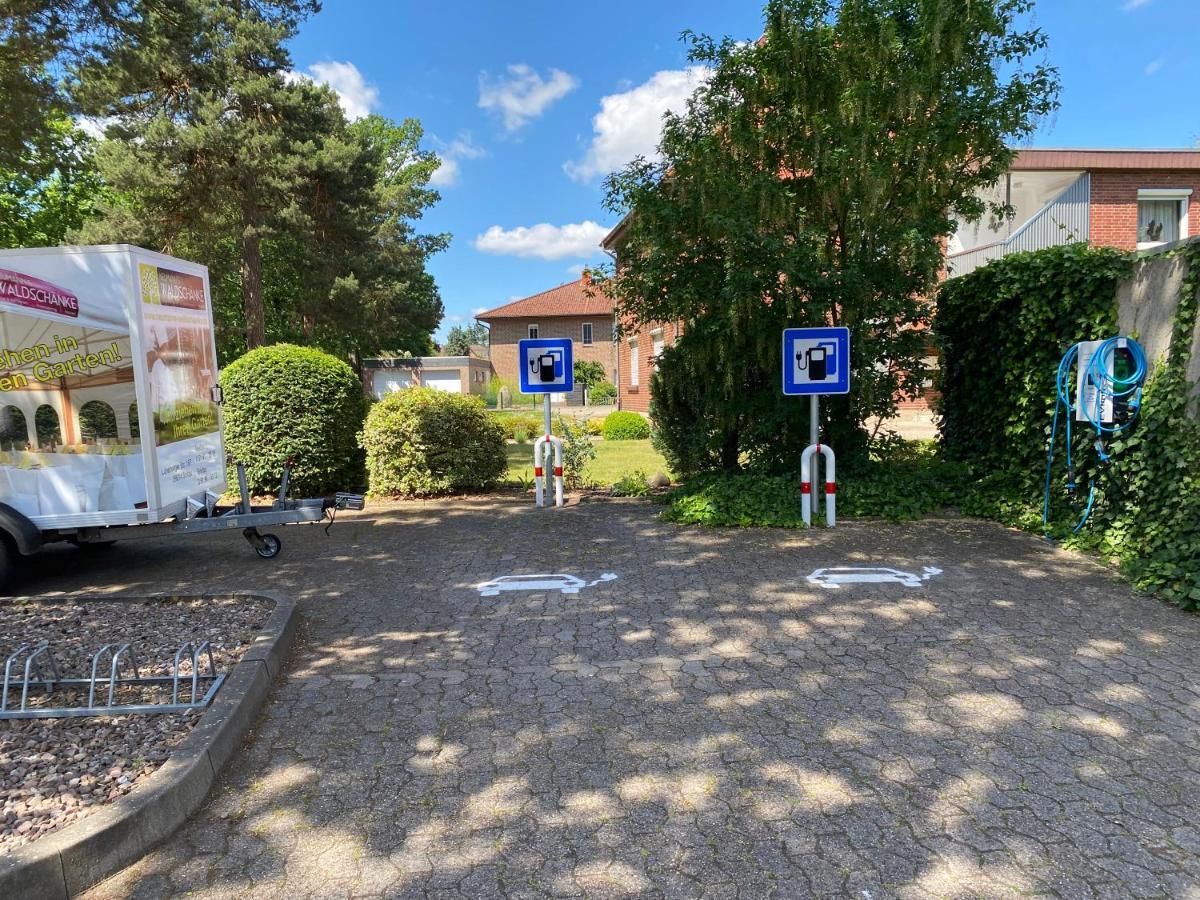 Neumanns Waldschaenke Hotel Soltau Exterior foto